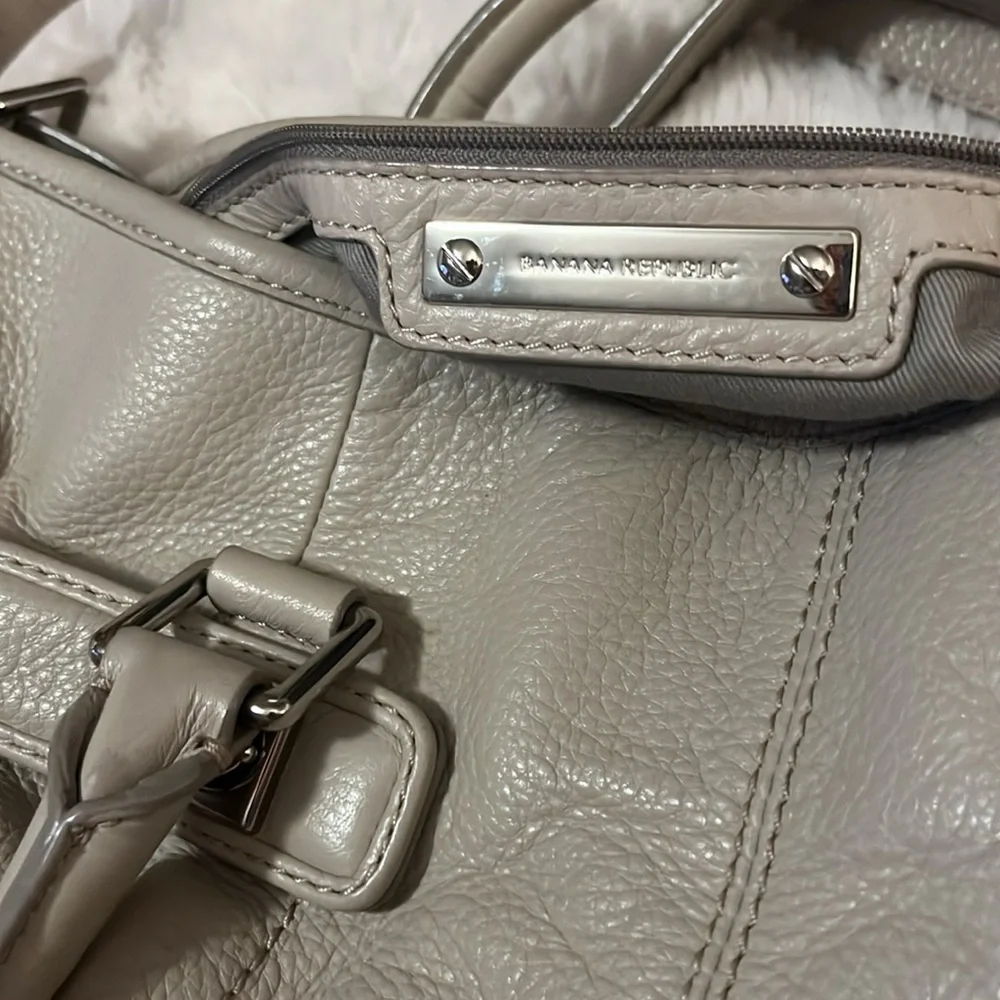 Banana Republic Beige Stone Pebbled Leather Slouchy Crossbody Shoulder Bag Purse